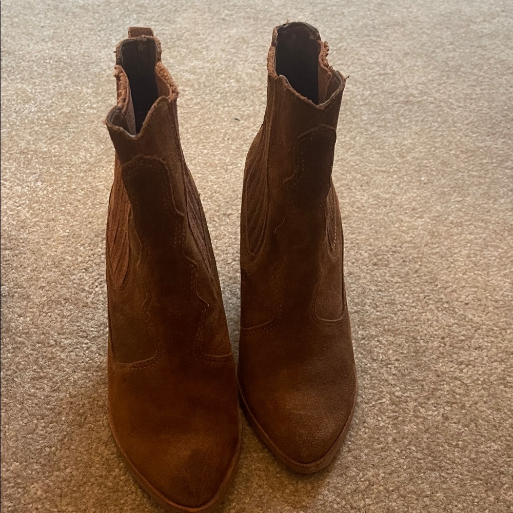 Dolce Vita Tan Suede Ankle Booties